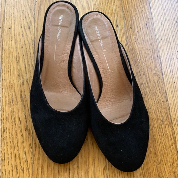 Velvet feel heels - Picture 1 of 3